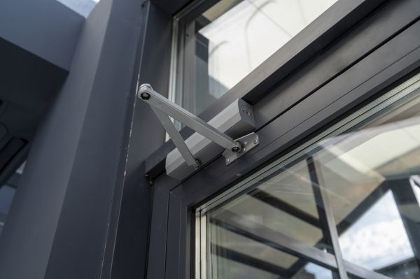 Door Closer Mounting in Gulfport
