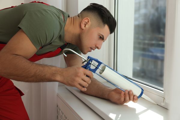 Window Caulking Repair in Gulfport
