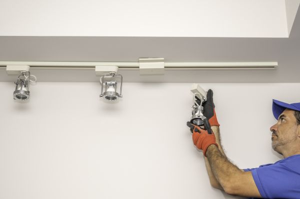Track Light Bulb Replacement in Gulfport